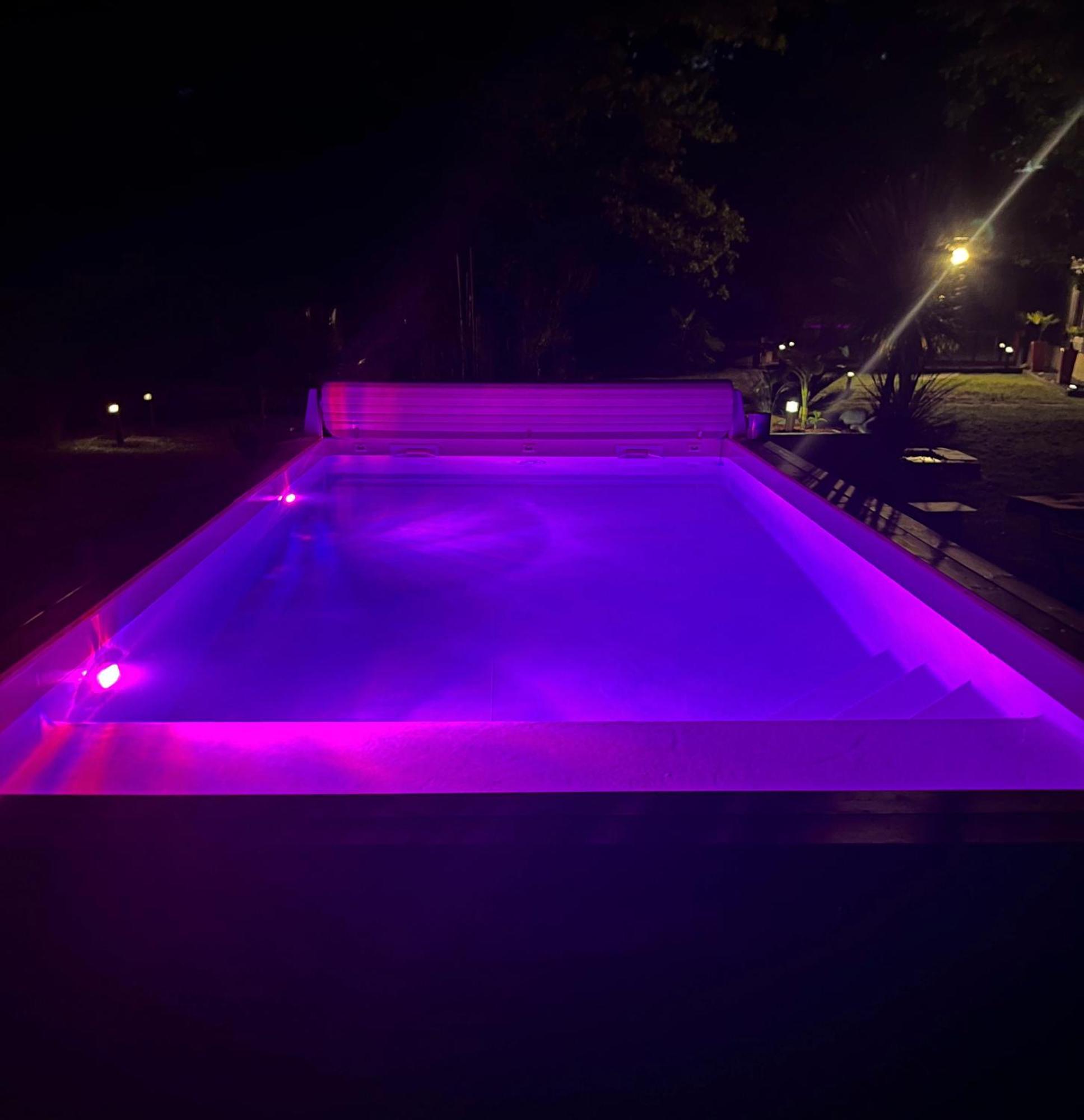 Hacienda De La Canopee Avec Piscine Chauffee Au Sel 우르탱 외부 사진